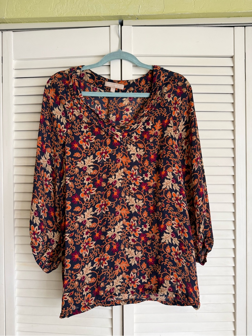 Banana Republic Floral V-Neck Tunic in Navy, Burgundy and Orange